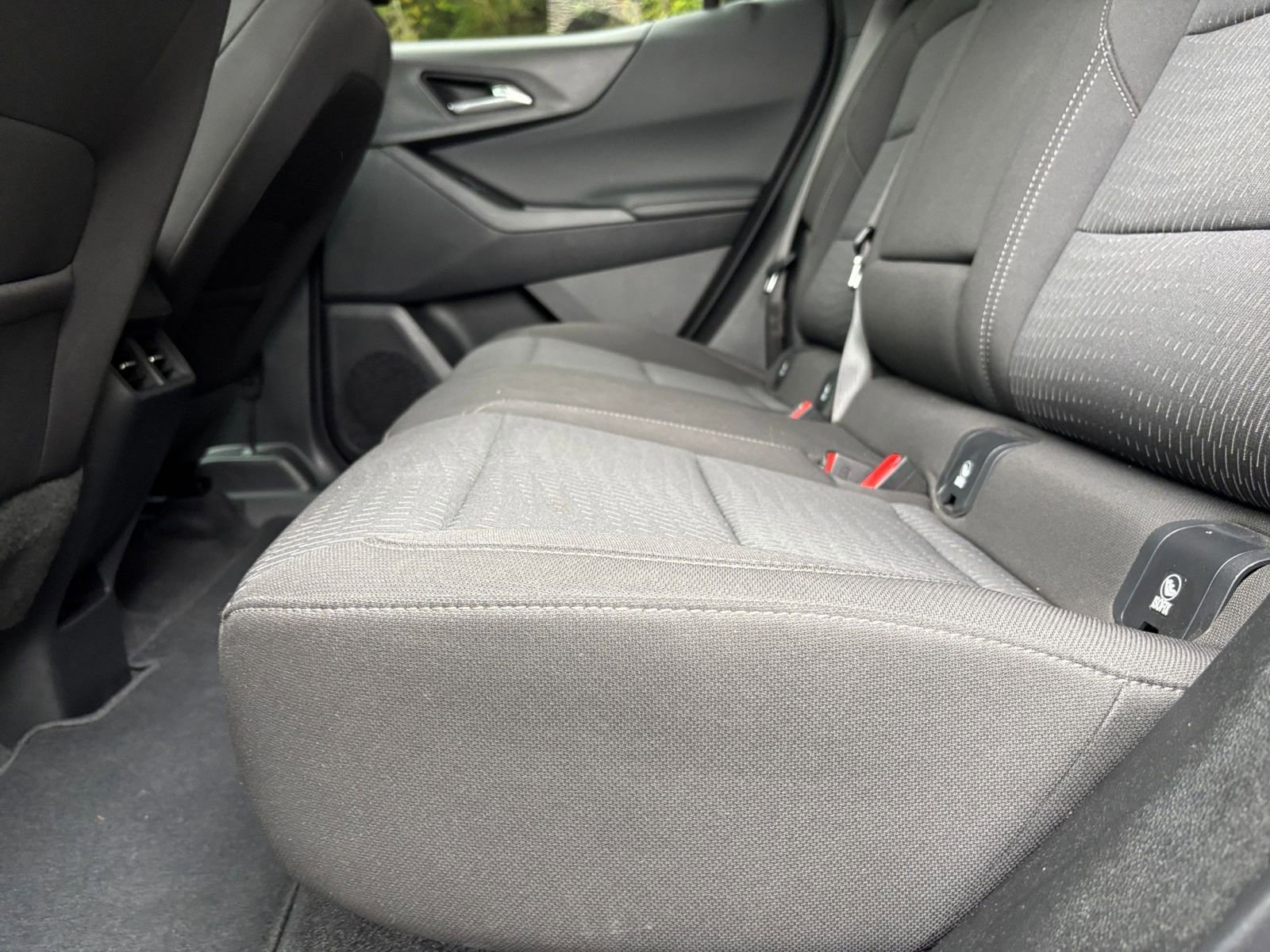 Used 2025 Chevrolet Equinox LT image 25