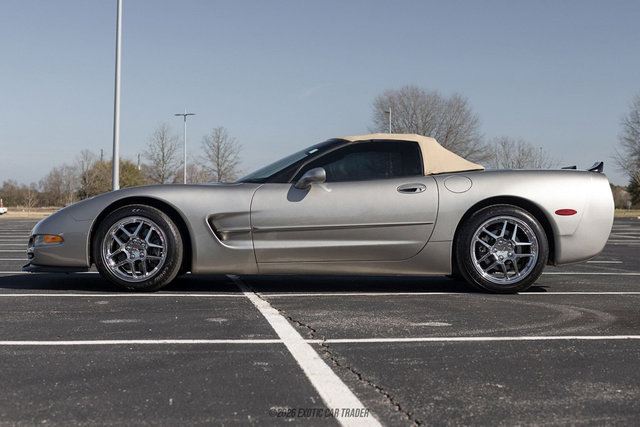 Used 1999 Chevrolet Corvette Convertible w/ Memory Pkg image 17