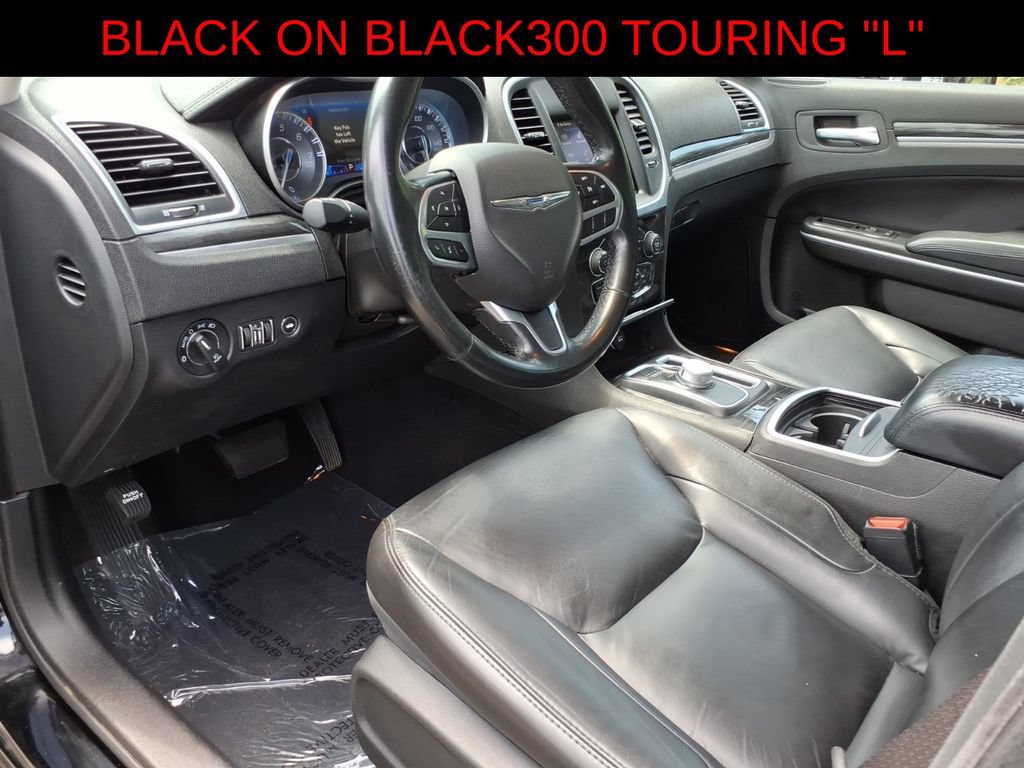 Used 2022 Chrysler 300 Touring L w/ Popular Equipment Group AWD/4WD image 12
