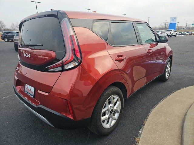 Used 2024 Kia Soul LX w/ Option Group 015 image 4