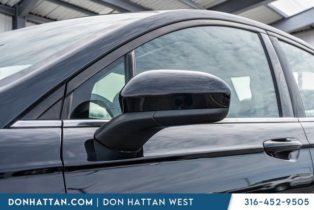 Used 2020 Ford Fusion SE w/ Fleet SE Value Package image 26