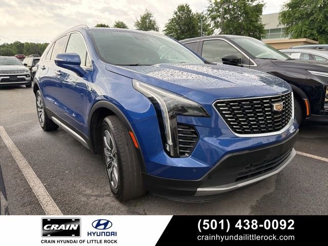 Used 2021 Cadillac XT4 Premium Luxury FWD image 1