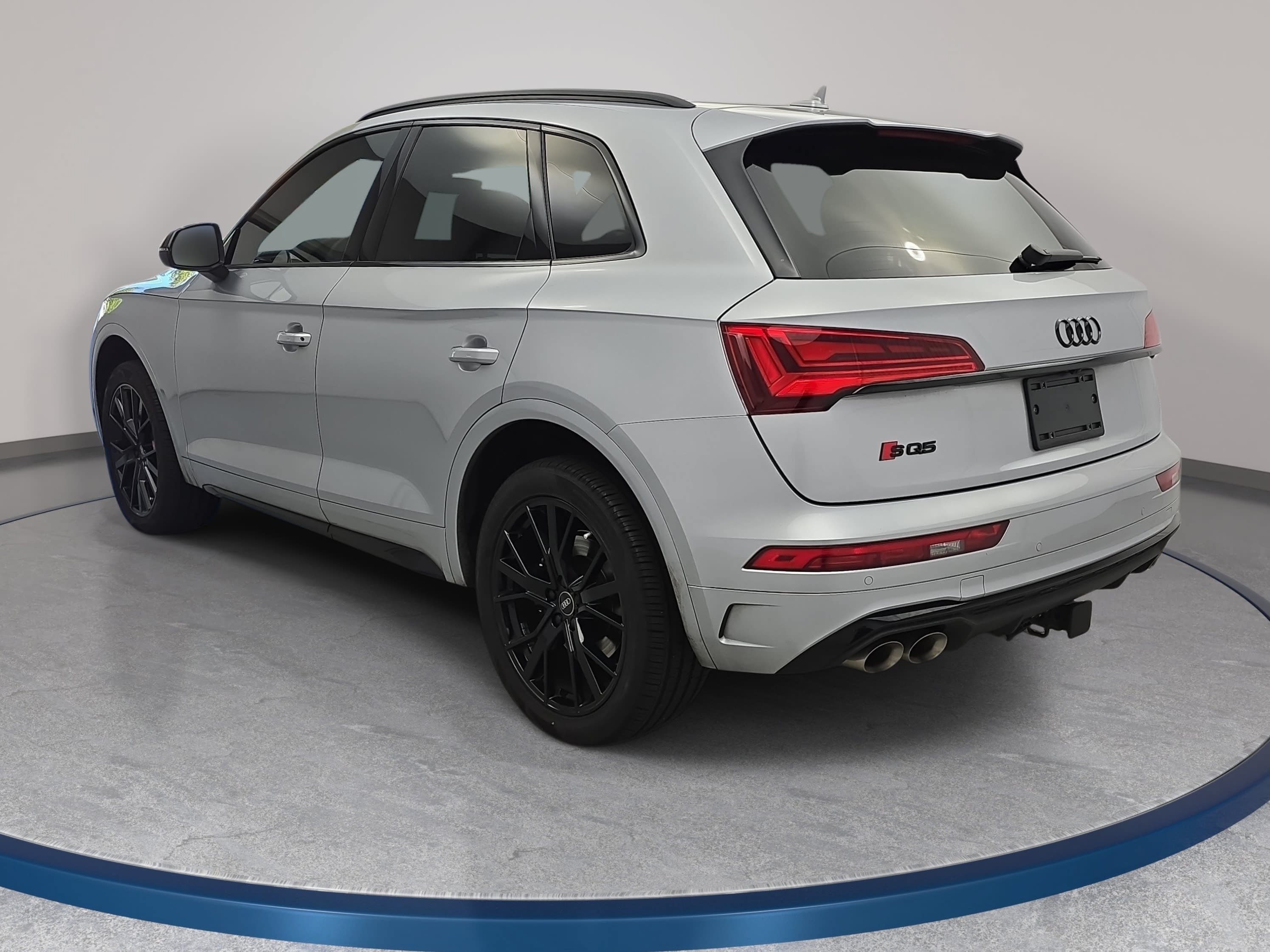 Used 2023 Audi SQ5 Premium Plus w/ Premium Plus Package AWD/4WD image 7