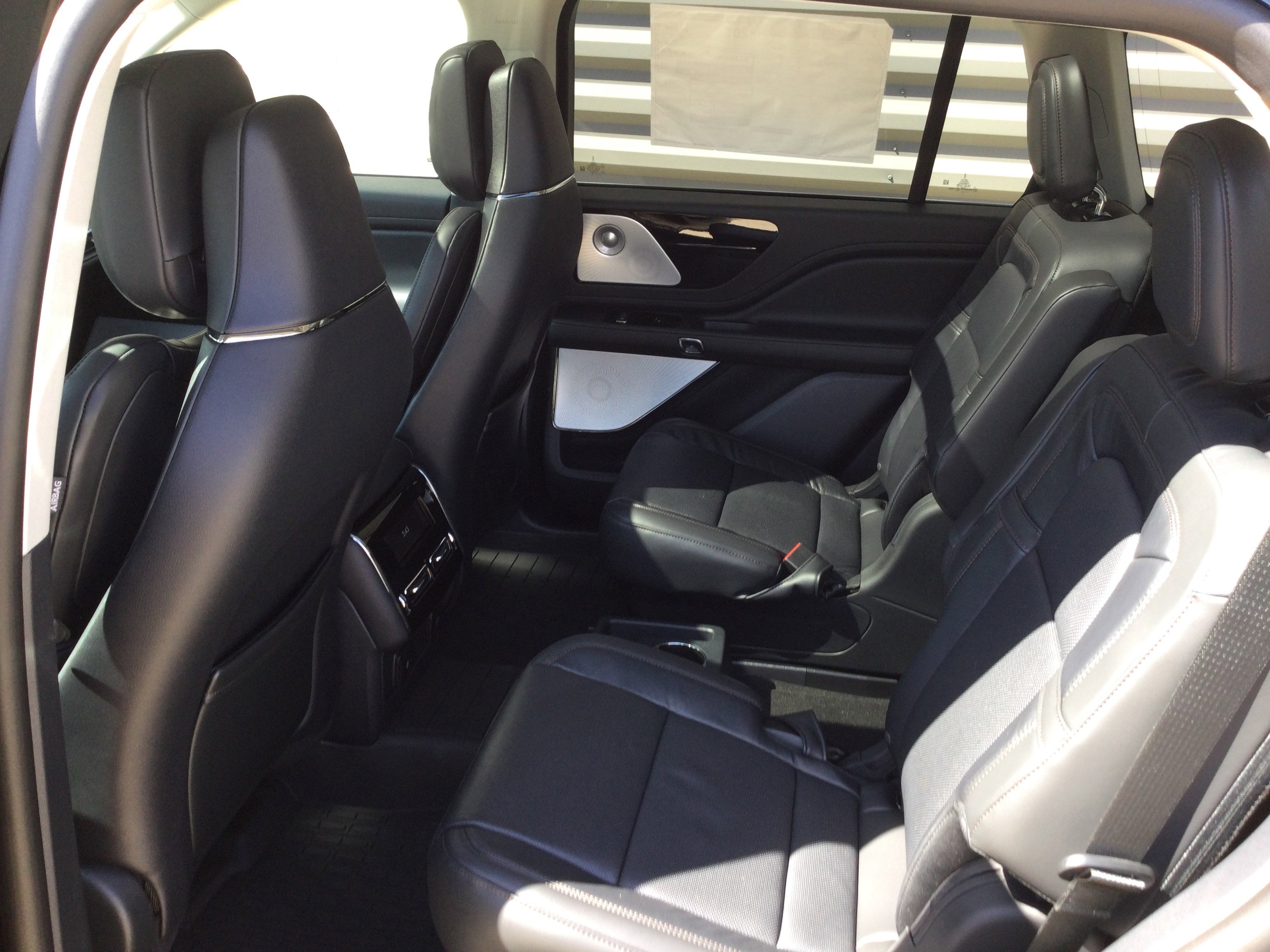 New 2025 Lincoln Aviator Reserve w/ Equipment Group 201A image 6