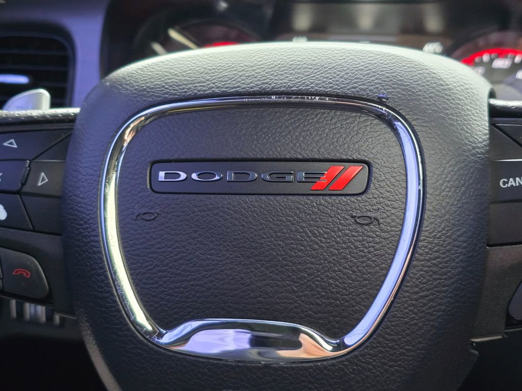 Used 2017 Dodge Charger R/T w/ Plus Group image 31