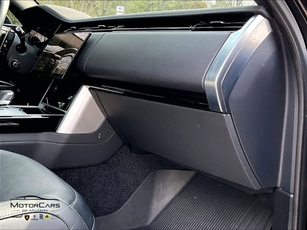 Used 2024 Land Rover Range Rover SE image 15