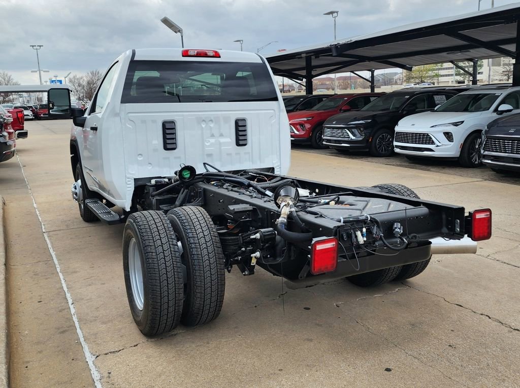 New 2026 GMC Sierra 3500 Pro w/ Convenience Package image 5