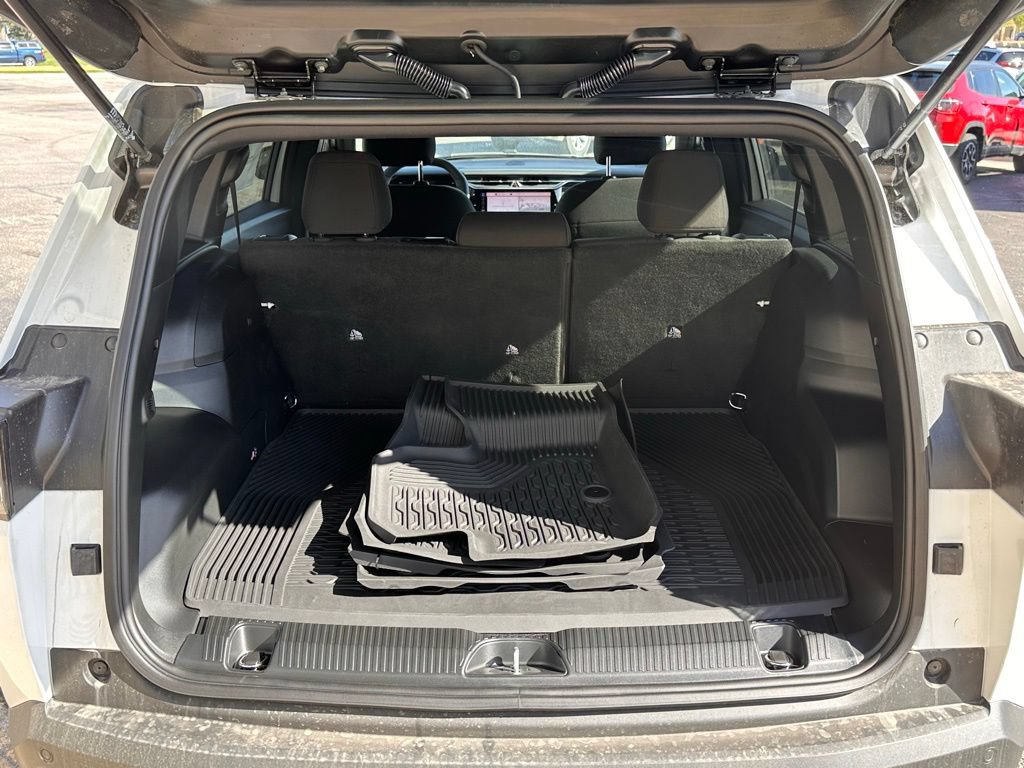 New 2026 Jeep Cherokee Laredo AWD/4WD image 16