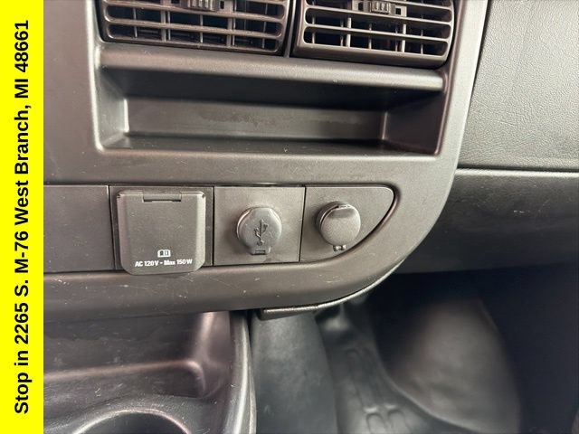 Used 2022 GMC Savana 2500 w/ Communications Package RWD image 19