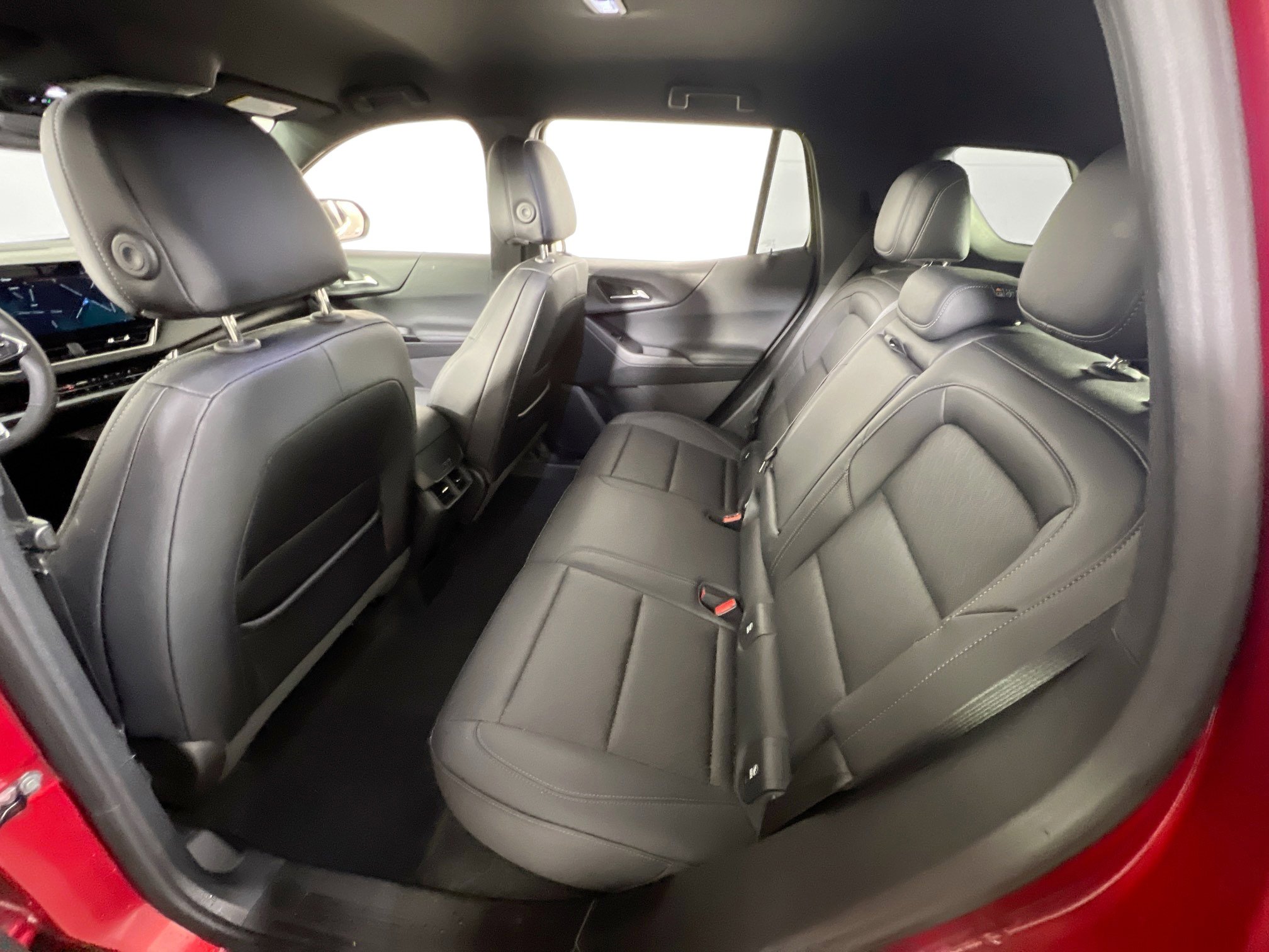 Used 2026 Chevrolet Equinox LT w/ Convenience Package II image 24