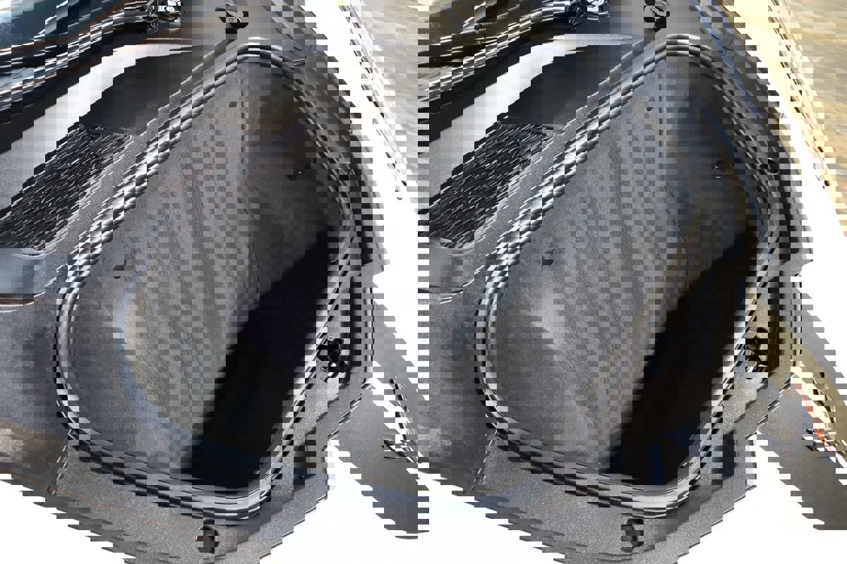 Used 2024 Chevrolet Corvette Stingray Premium Conv w/ Z51 Performance Package image 25