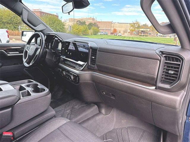 Used 2022 Chevrolet Silverado 1500 RST w/ Protection Package image 28