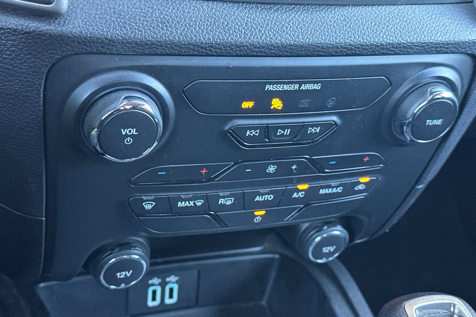 Used 2019 Ford Ranger XLT w/ Equipment Group 301A Mid RWD image 18