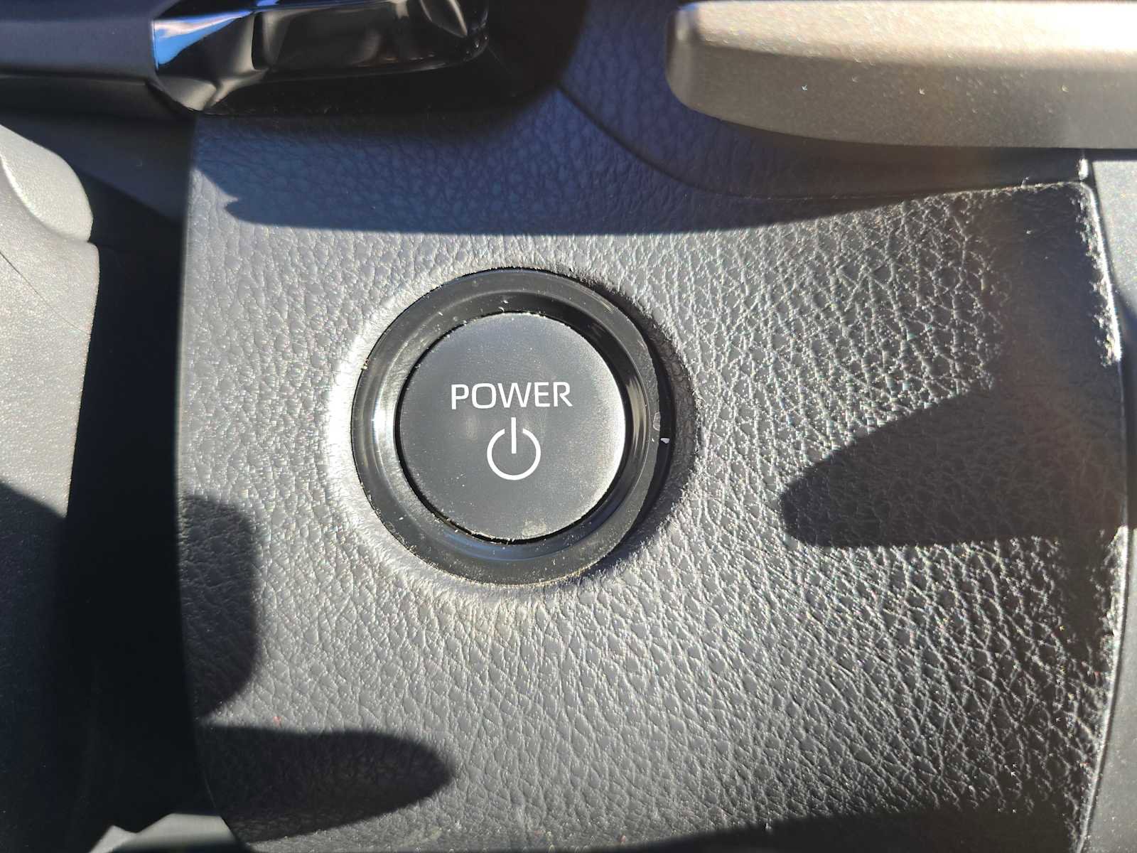 Used 2025 Toyota Camry XSE image 32