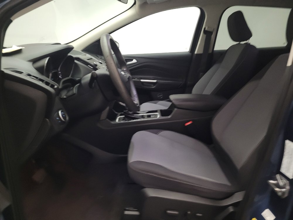 Used 2018 Ford Escape SE FWD image 17
