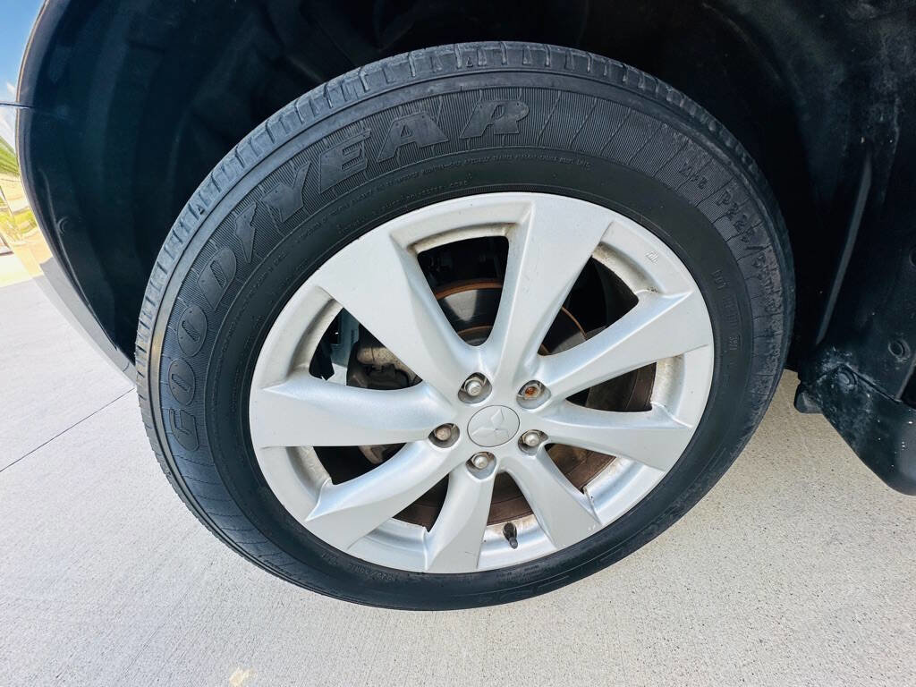 Used 2013 Mitsubishi Outlander Sport ES FWD image 23