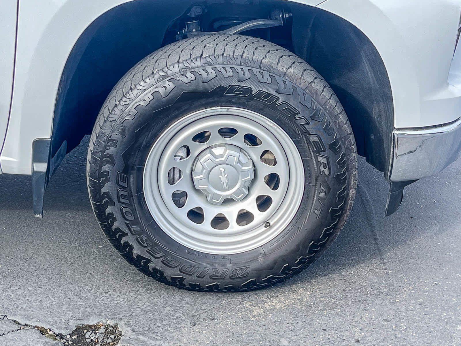 Used 2024 Chevrolet Silverado 1500 W/T w/ WT Value Package image 9