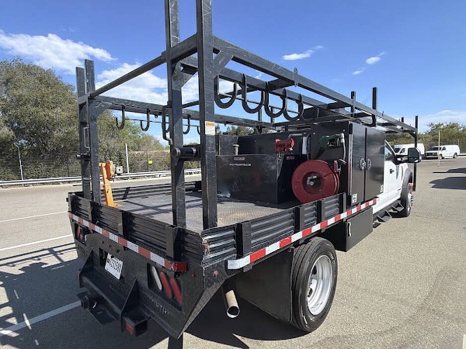 Used 2022 Ford F550 4x4 Crew Cab Super Duty w/ Power Equipment Group image 8
