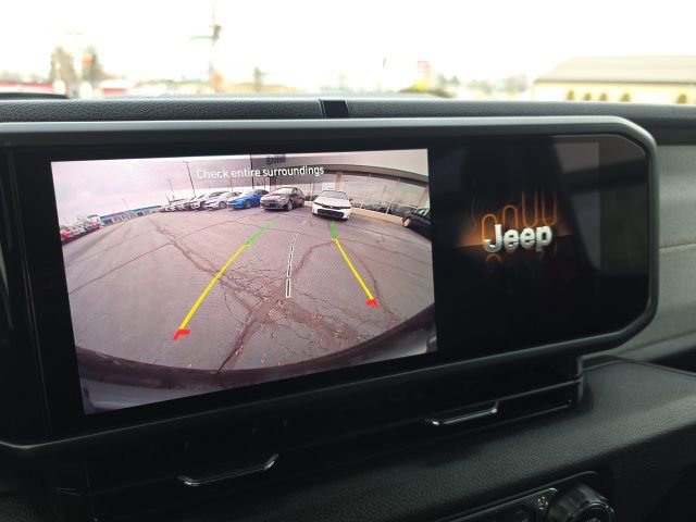 Used 2024 Jeep Wrangler Sport S AWD/4WD image 21