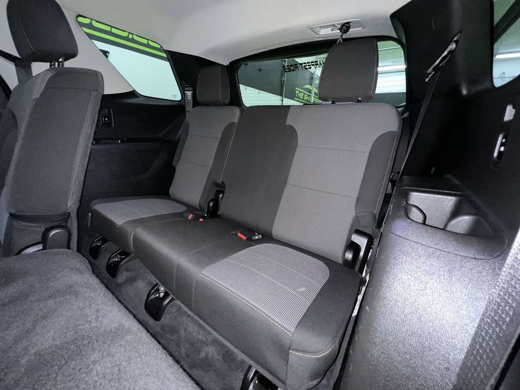 Used 2019 Chevrolet Traverse LS w/ LPO, Floor Liner Package AWD/4WD image 26