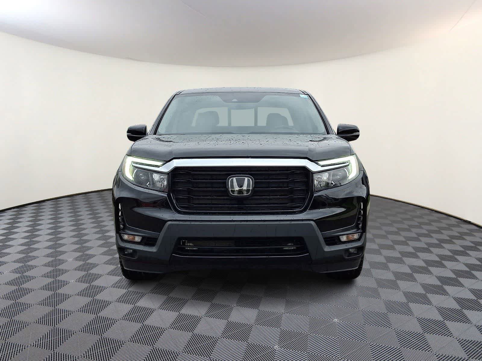 Used 2023 Honda Ridgeline RTL-E image 3