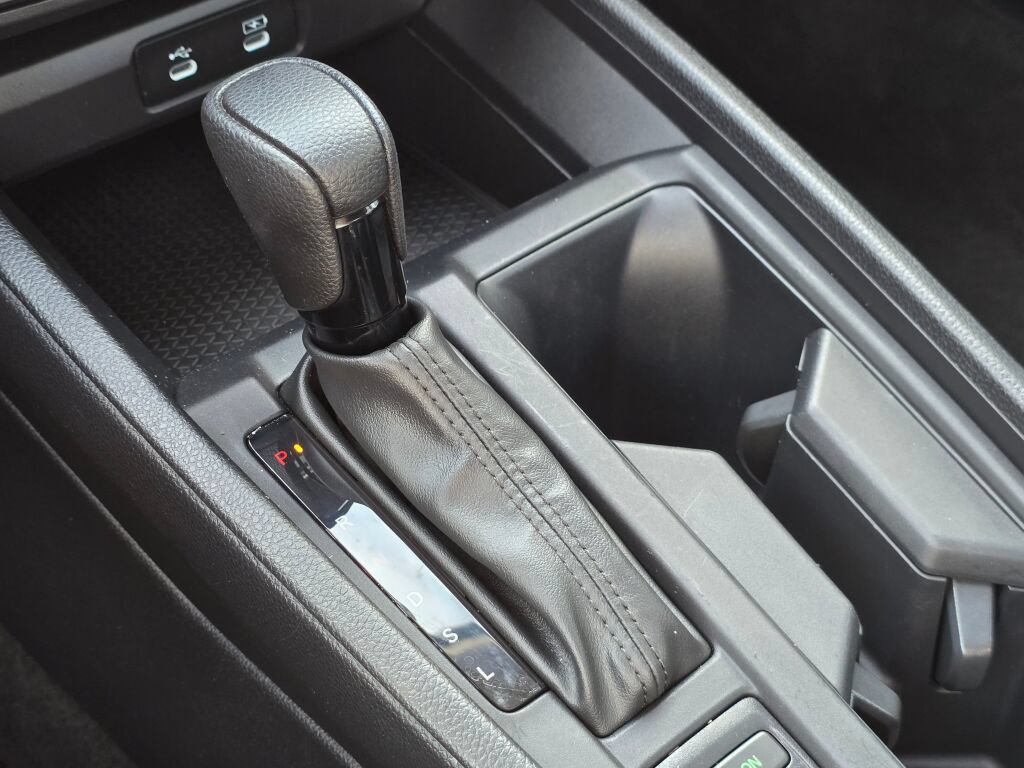 Certified 2023 Honda Accord EX image 29