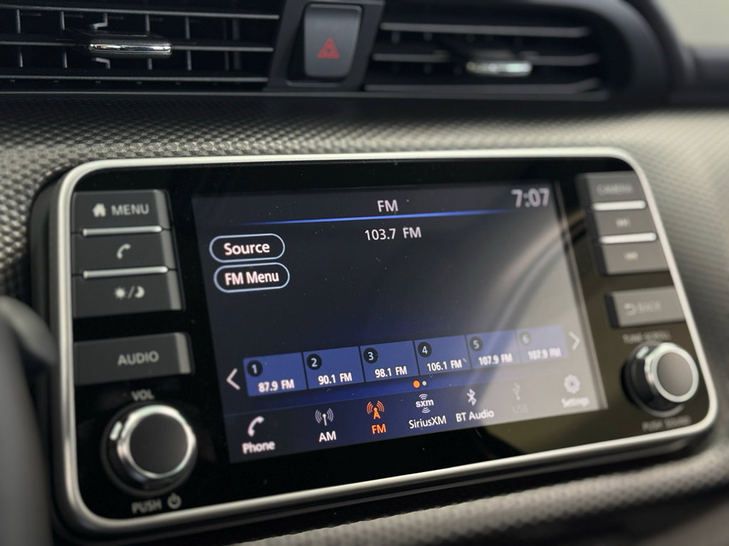 Used 2019 Nissan Kicks SV FWD image 19