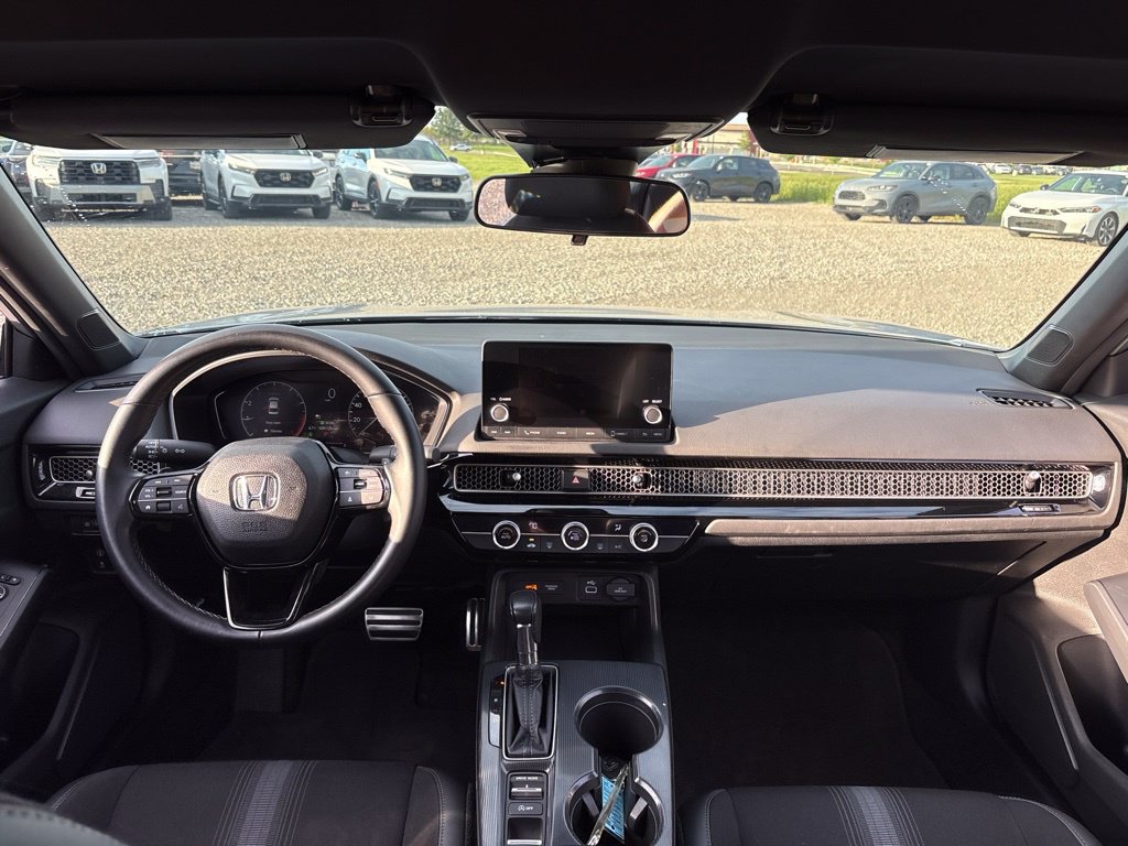 Used 2023 Honda Civic Sport image 18