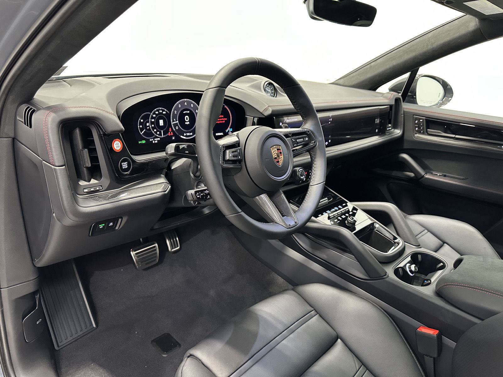 New 2026 Porsche Cayenne GTS AWD/4WD image 4