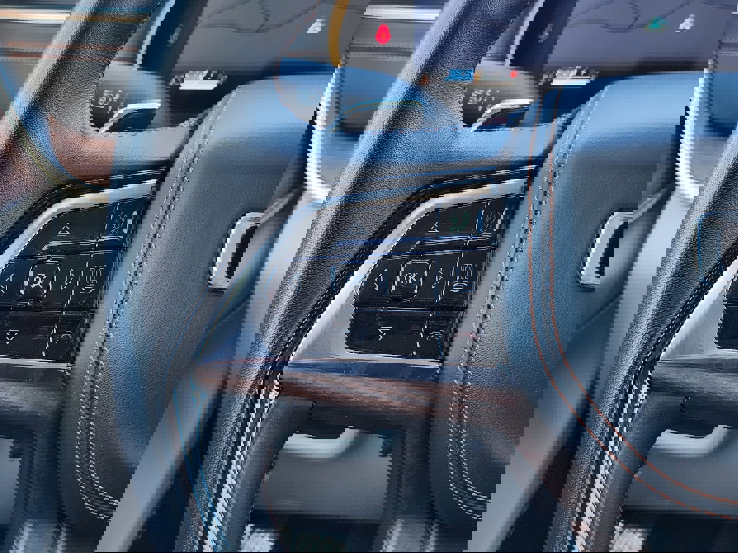 Used 2022 Jeep Grand Cherokee Summit w/ Adv Protech Group IV image 20