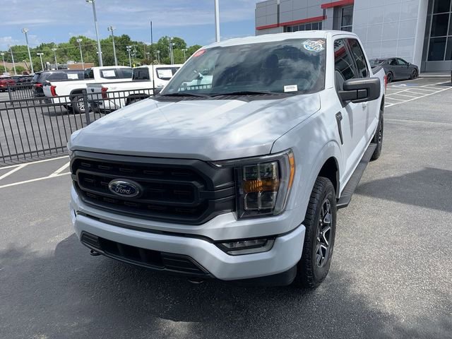 Used 2022 Ford F150 XLT w/ Equipment Group 302A High AWD/4WD image 4