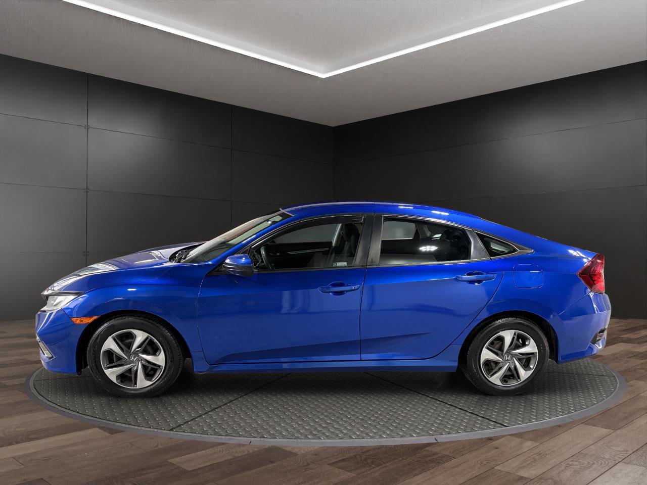 Used 2019 Honda Civic LX image 5
