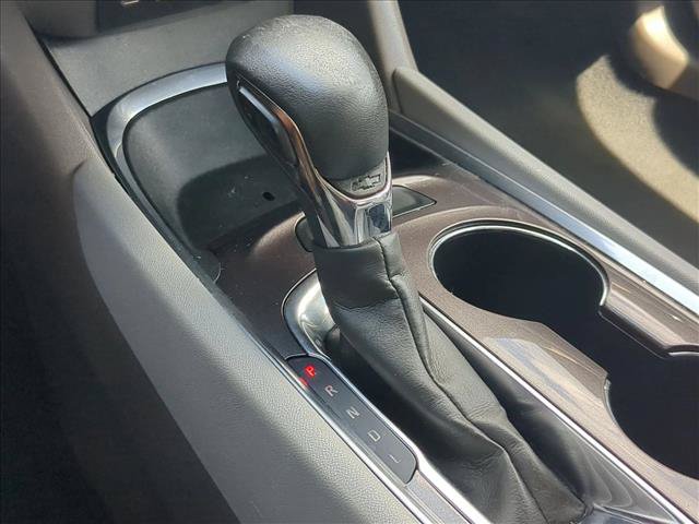 Used 2021 Chevrolet Malibu LT FWD image 12