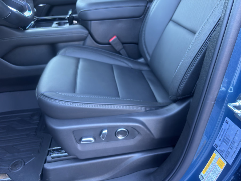 New 2026 GMC Yukon Denali w/ Sun & Power Step Package image 15