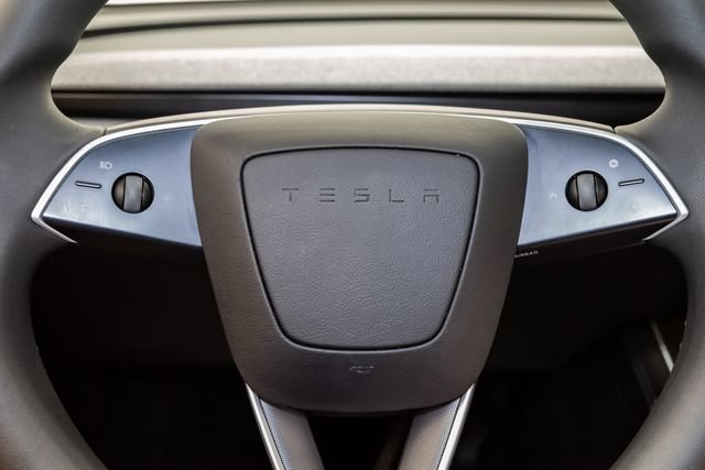 Used 2026 Tesla Model Y AWD image 11