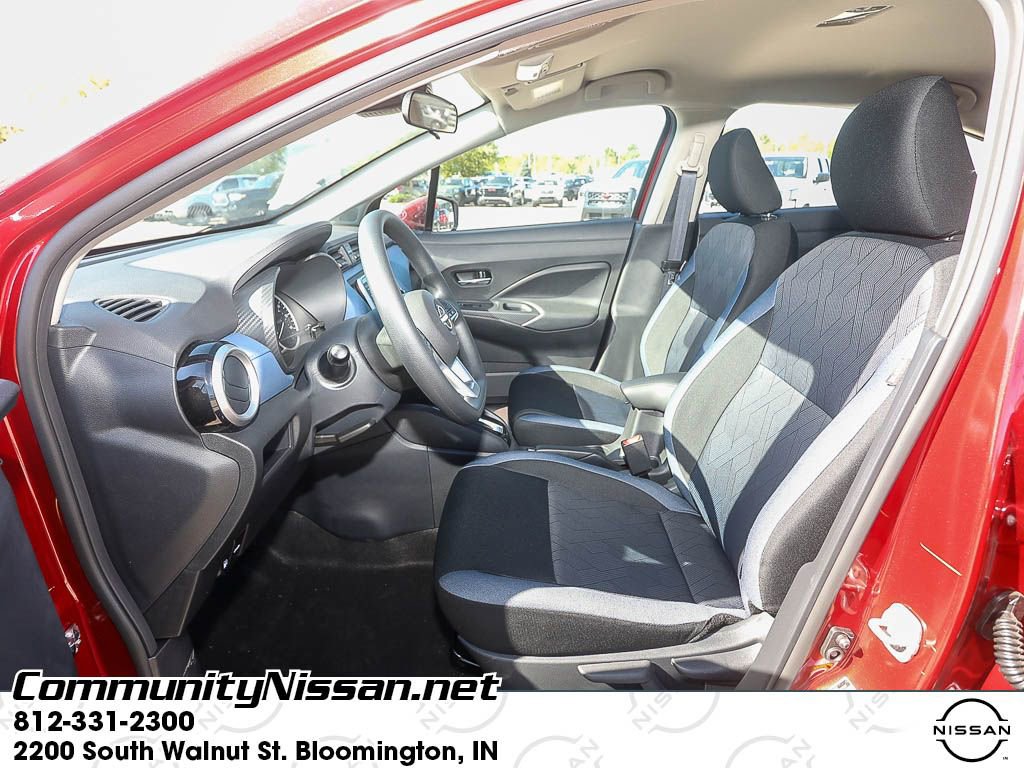 New 2025 Nissan Versa SV w/ Trunk Package image 10