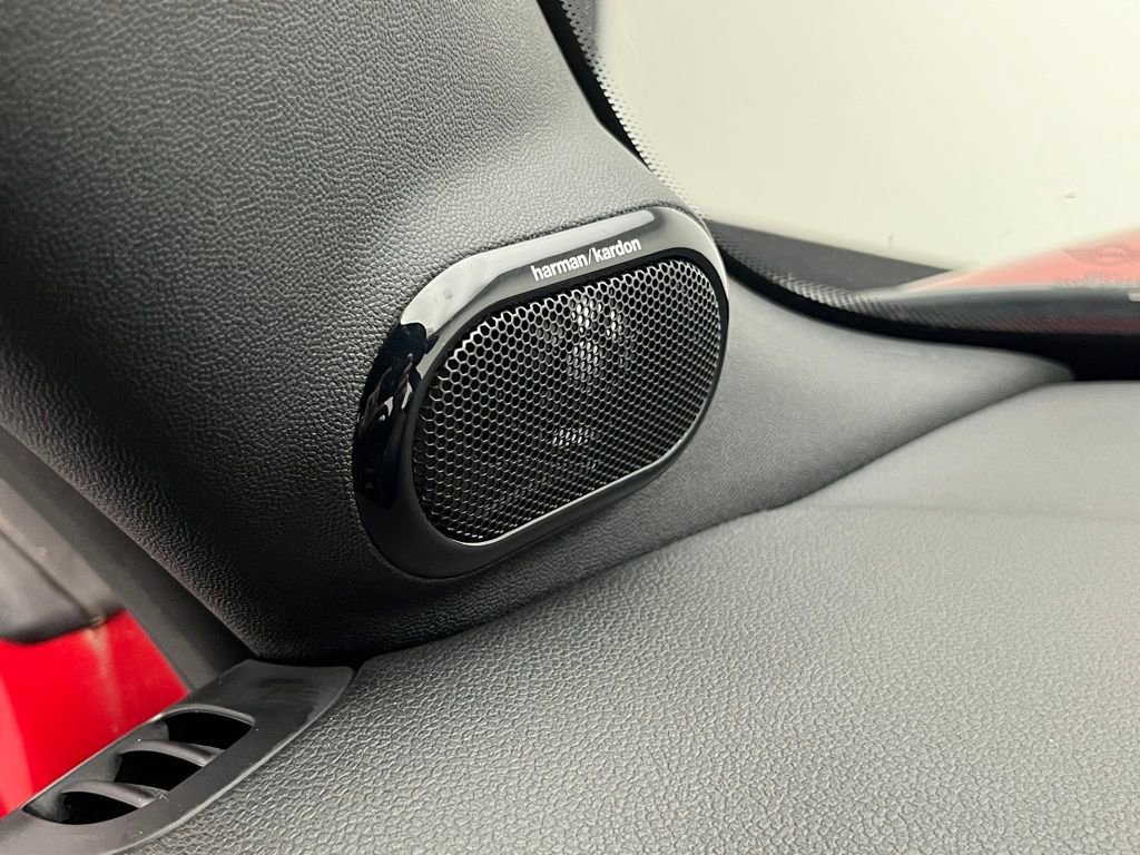 Used 2018 MINI Cooper S image 22