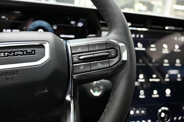 New 2026 GMC Terrain Denali w/ LPO, Black Badging Package image 22