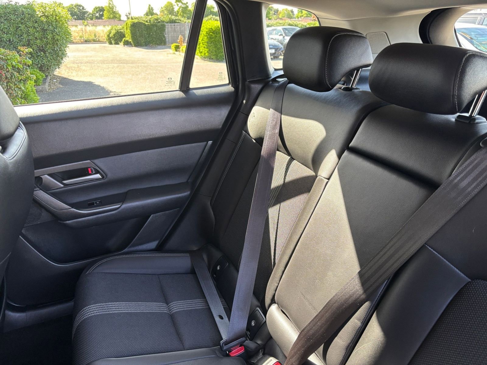 Used 2025 MAZDA CX-50 AWD 2.5 S w/ Premium Package image 41