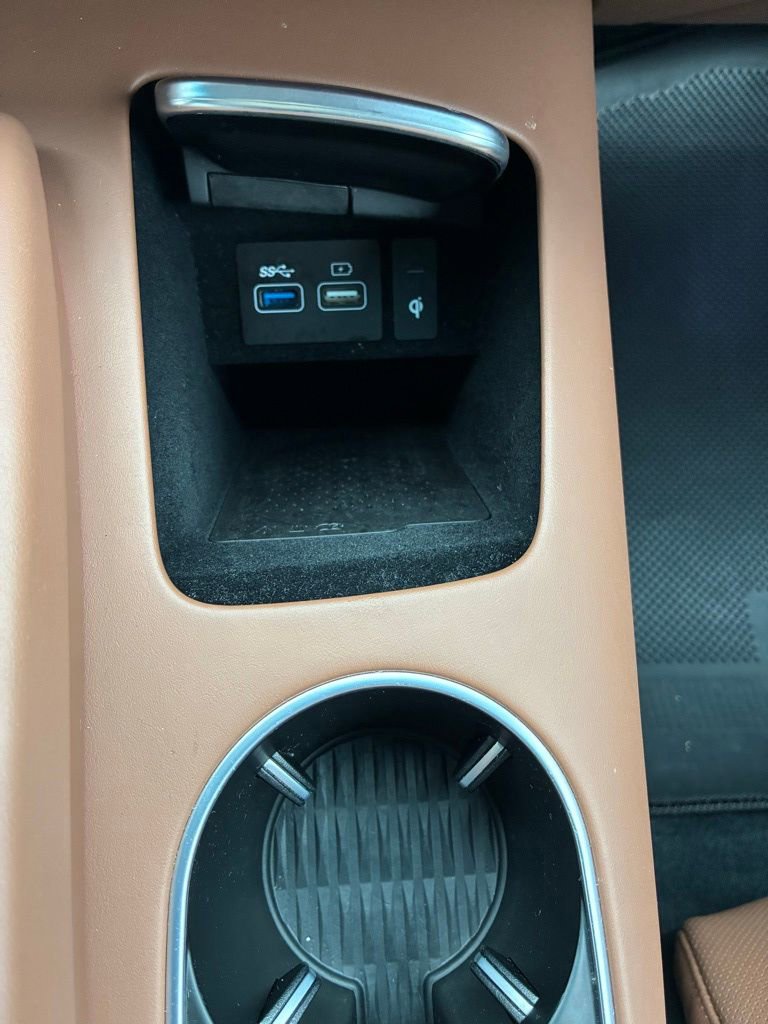 Used 2023 Genesis GV70 2.5T w/ Advanced Package image 37