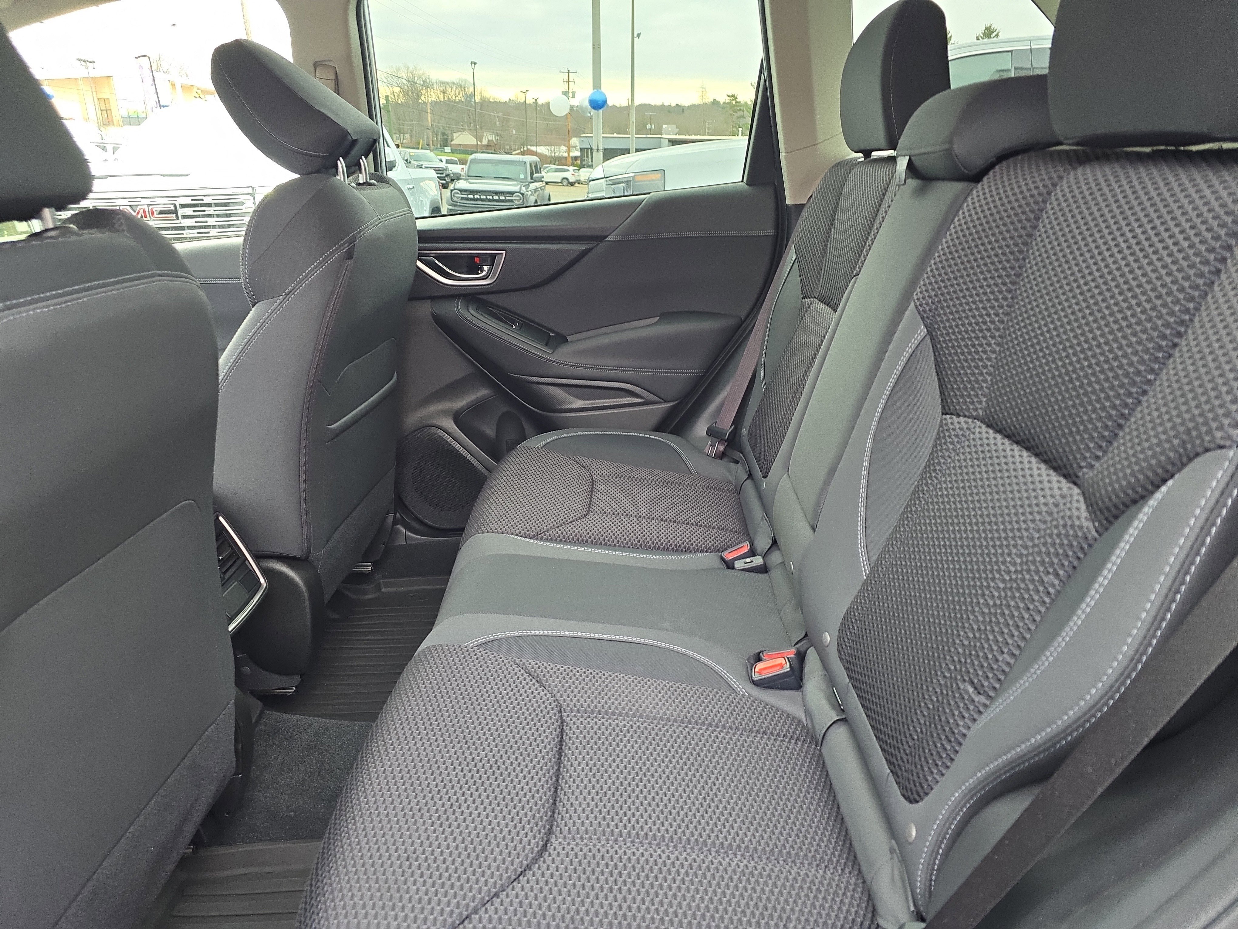 Used 2020 Subaru Forester Premium image 13