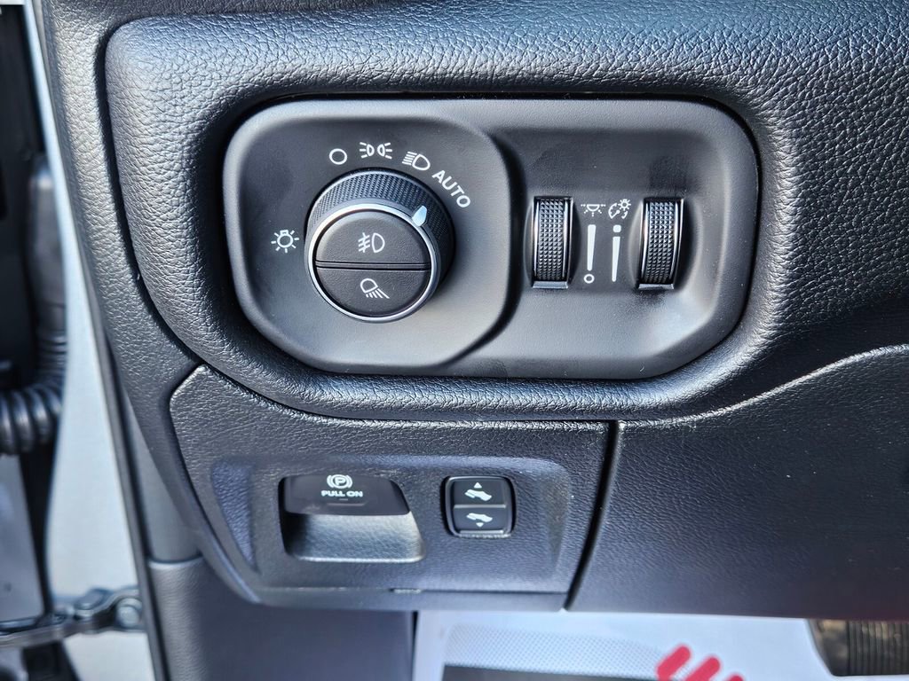 New 2026 RAM 1500 Big Horn AWD/4WD image 26