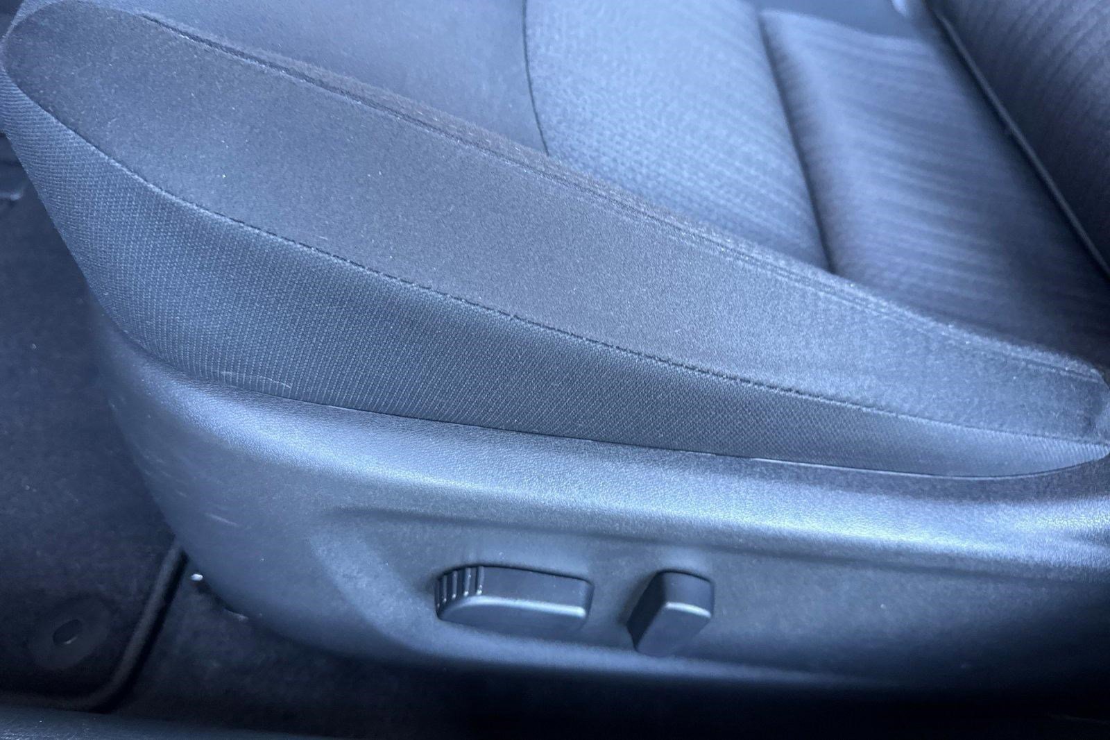 Used 2025 Nissan Altima 2.5 SV image 12