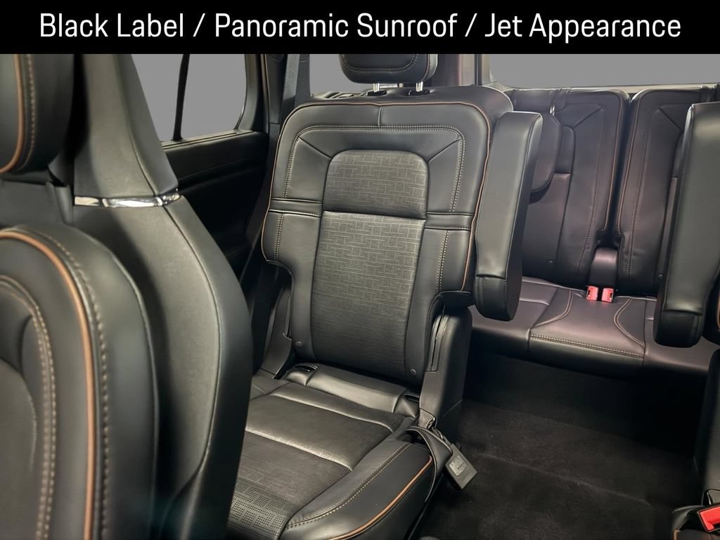 Certified 2025 Lincoln Aviator Black Label w/ Jet Appearance Package AWD/4WD image 14