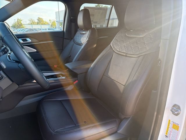 New 2027 Ford Explorer Platinum w/ LUX Leather Package AWD/4WD image 15
