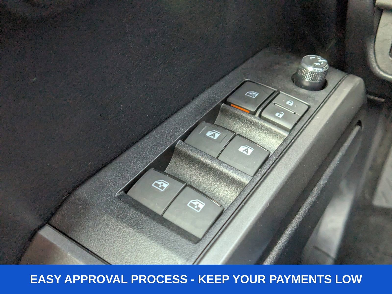 Used 2017 Toyota Tacoma TRD Off-Road w/ Tow Package (A/T) image 35