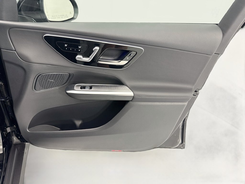 Certified 2026 Mercedes-Benz GLC 300 image 23