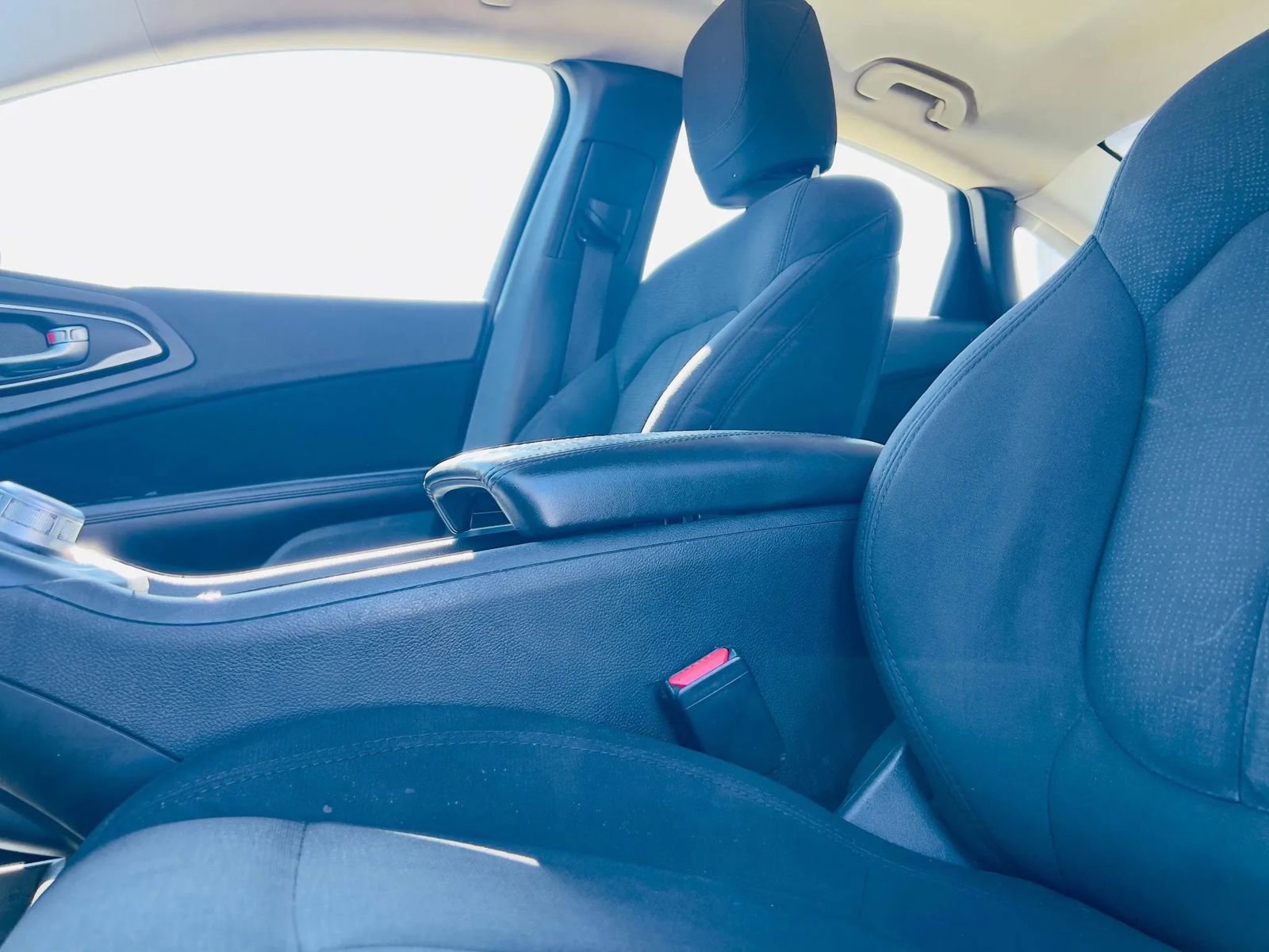 Used 2015 Chrysler 200 Limited w/ Convenience Group FWD image 20