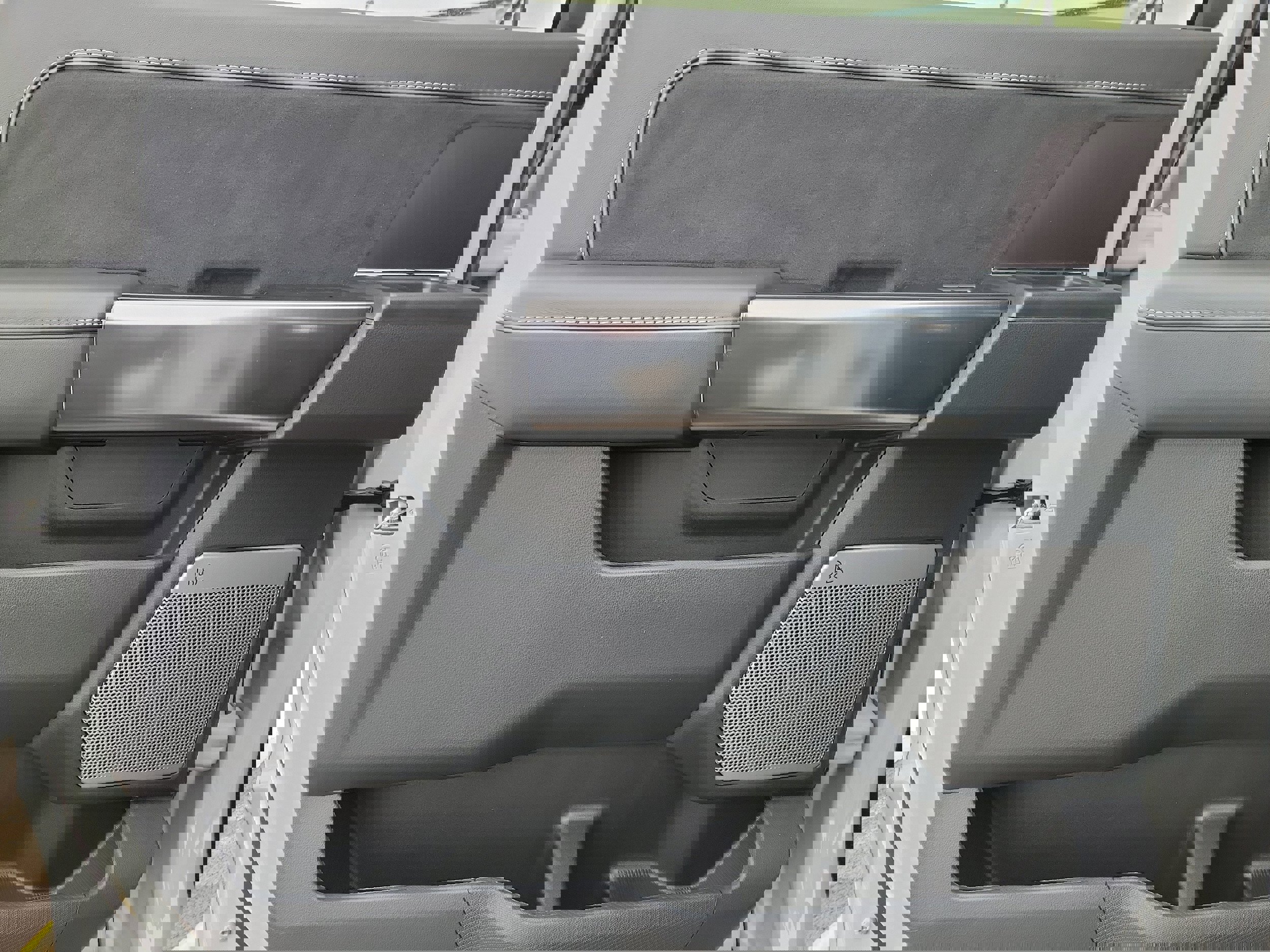 New 2026 Ford F150 Platinum w/ Equipment Group 701A Base image 10