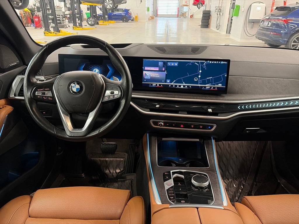 Used 2024 BMW X5 xDrive40i w/ Premium Package AWD/4WD image 13